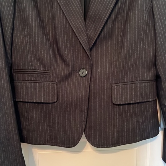 LOFT blazer - Picture 3 of 9